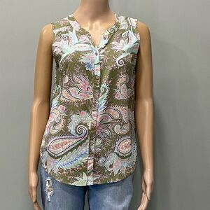 American Eagle Outfitters Sleeveless Olive Paisley Button-Front Top size S/P